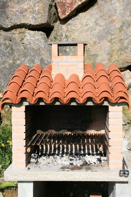 ホテル El Quesar De Gamoneo Gamonedo de Cangas エクステリア 写真