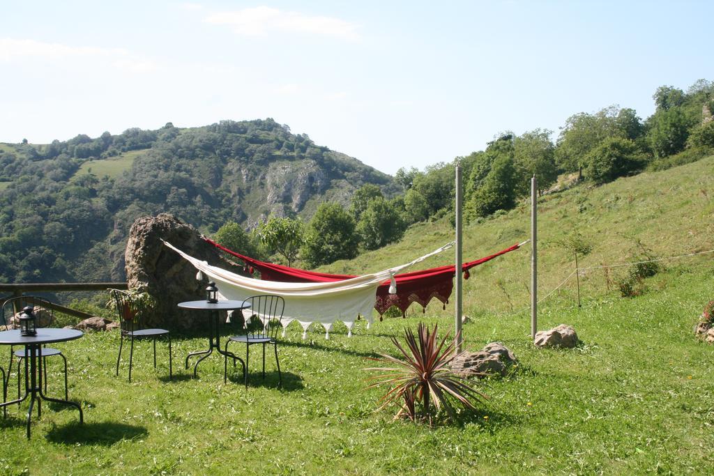 ホテル El Quesar De Gamoneo Gamonedo de Cangas エクステリア 写真
